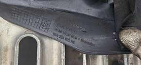 Kryt motoru audi A6 4G 3.0 tdi CDU 059103925be - 2