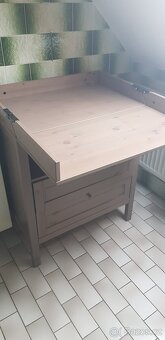 Přebalovací pult IKEA - 2