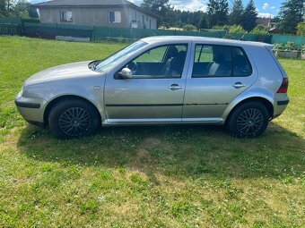 Volkswagen Golf lV 1.6 16V 77 kw - 2