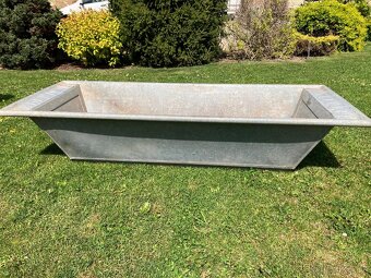 Stará vanička s výpustí- pozink. - 2