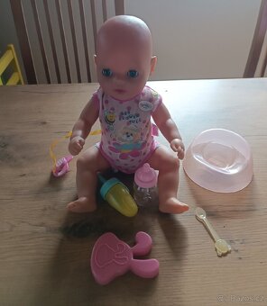 Panenka s příslušenstvím baby born - 2