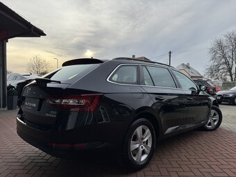 Škoda Superb 2.0TDi Ambition Xenony Navi Digi Klima - 2