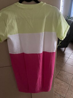 ŠATY GUESS NOVÉ - 2