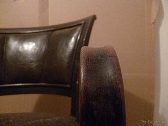 Starožitné křeslo - 2