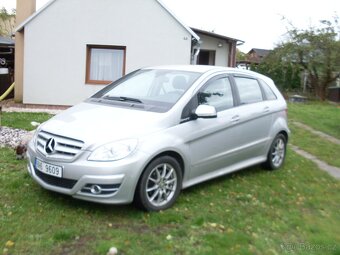 MERCEDES B 2OO - 2