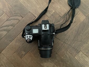 Nikon Coolpix 5700 - 2