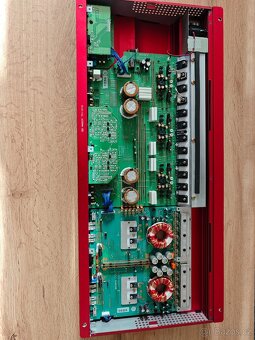 Zesilovač do auta Sony XM 7557 - 2