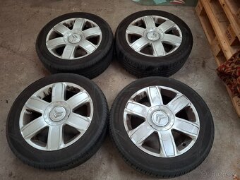 Letní pneu Nokian 205/55R16 - 2