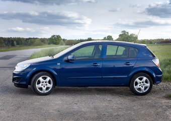 Opel Astra Hatchback 1.4 (2007) - 2