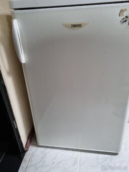 Lednice s mrazákem Zanussi - 2