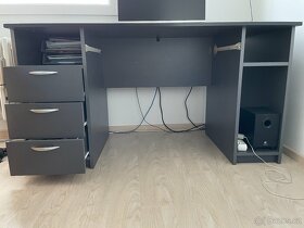 Prodám psací stůl se 3 šuplíky - 2
