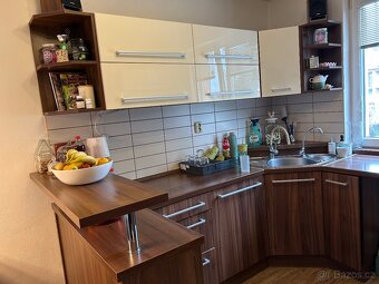 Prodám kuchyňskou linku vč. spotřebičů - 2