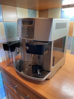 Kávovar DeLonghi - 2