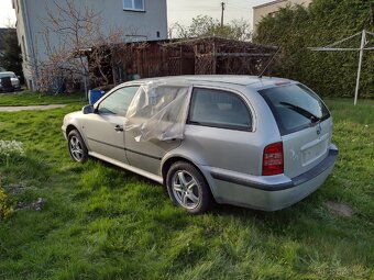 Škoda Octavia 1.6 MPI rozprodávám na díly - 2