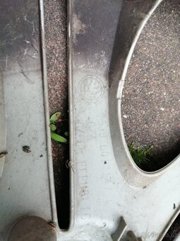 ORIGINÁLNÍ POKLICE ŠKODA 15",1 KS, ORIG. Č. 5J0601147L MHB - 2