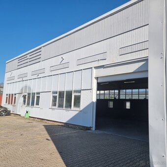 Dílna 400 m2 s parkovací plochou 2000 m2 - 2