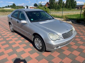 Mercedes Benz C180 2.0i benzin automat 95kw - 2