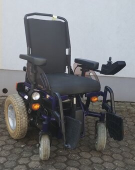 Elektrický invalidní vozík Meyra Champ s liftem. - 2