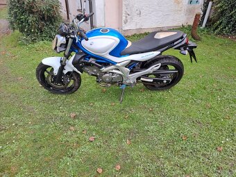 Suzuki Gladius 650 24t km - 2