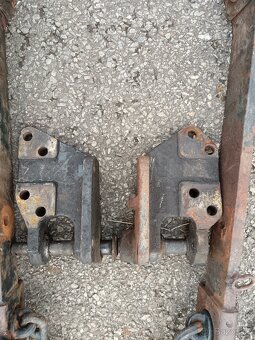 ZETOR RAMENA KONZOLE 6211,6245,7211,7245,7711,7745.. - 2