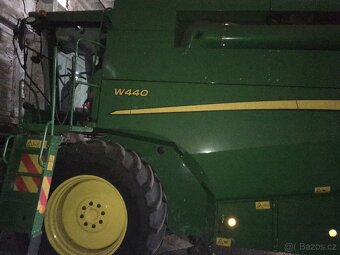 John Deere W440 - 2