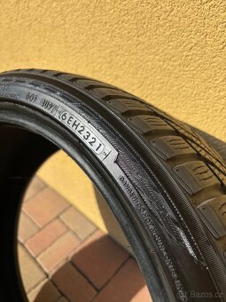 Yokohama BluEarth Winter V905, 235/35 R19 - 2