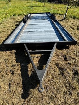 Podvozek 8,0 × 2,55 m pro Tiny House + zakrytování + trny - 2