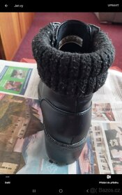 Dámské černé kotníkové zimní boty vel.39 - 2