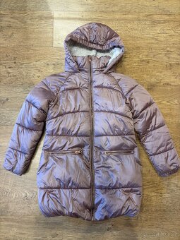 Balík oblečení pro holčičku 134-140, kusů 19ks, bunda next - 2