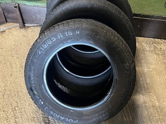 Zimni pneu 215/65 R 16 - 2