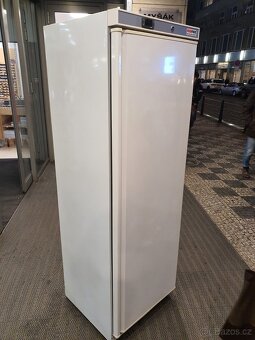 GASTRO PROFI velký mrazák 400 litr DOPRAVA - 2