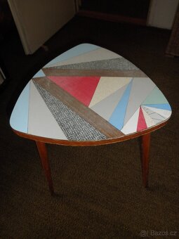 Stolky - Brusel 58 trsátko - 2