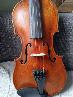 Stare housle 19.stoleti... - 2