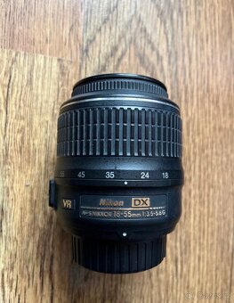 Nikon D3100 a Nikon D3300 - 2