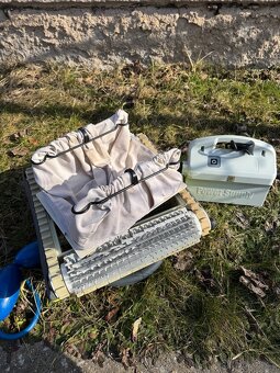 Bazénový vysavač - Dolphin Spring - 2