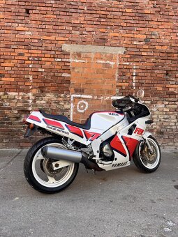 Yamaha FZR 1000 Genesis 1987 - 2