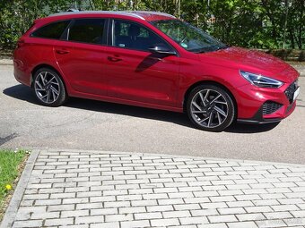 Hyundai i30 1.5 GDI MHEV r.v.2021 1.Maj.serv.kníž.ČR - 2