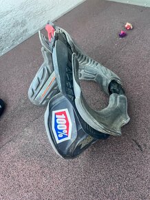Leatt brace - 2