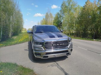 Dodge Ram 1500 Laramie Long 5.7 V8 r.v 2019 - 2