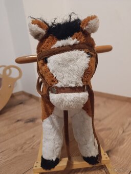 Houpací kůň - 2