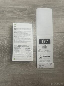 iPhone 16 128GB černá - 2