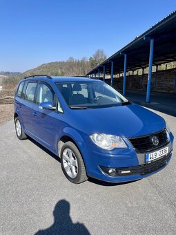 Volkswagen touran - 2