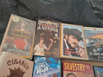 Prodám originál videokazety starší DVD +filmy, - 2