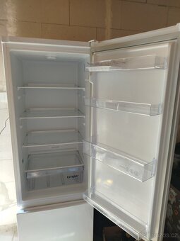 Lednice s mrazákem Beko - 2
