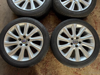 Letní sada alu kol Volvo V40 205/50 R17 - 2