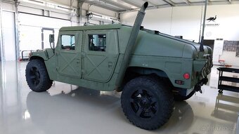 Hummer H1 / HMMWV slant back - 2