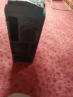 PC skříň - 2