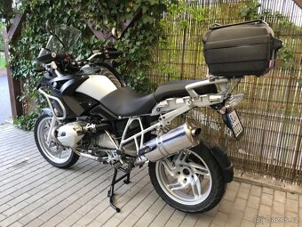 Prodám BMW R1200 GS,r.v.2007, najeto 84 t.km - 2