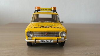 LADA 2102 Autoturist Brno ČSSR 1985 1:18 ACL/Triple9 - 2