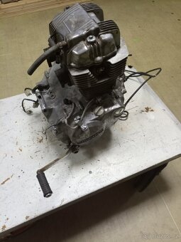HONDA CB 400 - 2